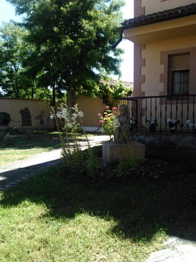 Fuerte De San Mauricio Hotel Palazuelo de Vedija Exterior photo